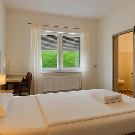 Ar Boutique Szálloda Heusenstamm